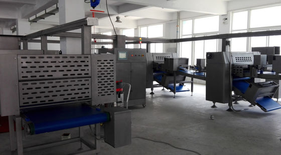 kupować 304 Stalowa maszyna do produkcji piekarni, sprzęt do pieczenia ciast produkcja online