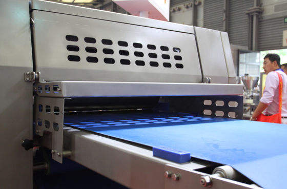 kupować Flatbread Line Paratha Maker Machine Łatwe czyszczenie ze stołem roboczym o szerokości 800 mm produkcja online