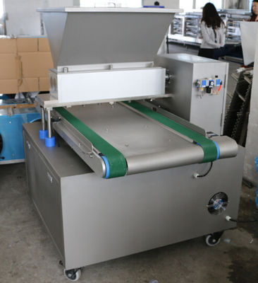 kupować Smoothly Running Cake Depositor Machine 600 mm szerokości roboczej na ciasto / ciasteczka produkcja online