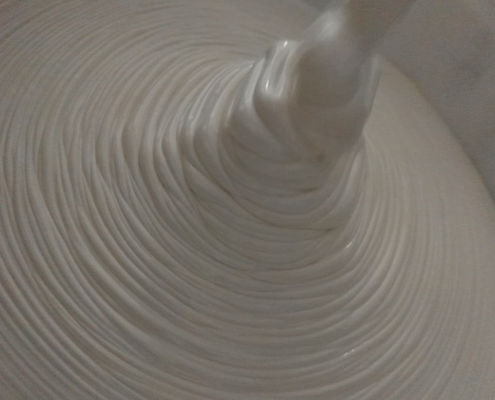kupować Linia produkcyjna Swiss Roll 40 kw, maszyna do produkcji ciastek szyfonu z linii do makijażu produkcja online