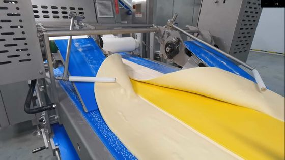 kupować Margaryna nadzienia Maszyna do laminowania ciasta Maszyna SEW z automatycznym systemem podawania tłuszczu produkcja online