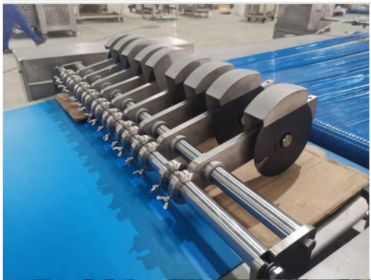 kupować Siemens PLC sterowana w pełni zautomatyzowana linia produkcji ciastek z dostosowanym rozmiarem do zastosowań przemysłowych online manufacture