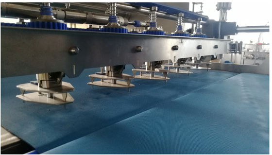 kupować W pełni automatyczna maszyna do formowania chleba Croissant Ring 2500 kg / H produkcja online