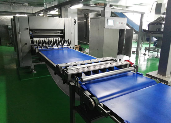 kupować Wielofunkcyjna maszyna do laminowania ciasta 3500 szt. / Godz. Wydajności z urządzeniem z podwójną rolką produkcja online