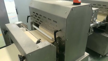 2 - 4 Rows Pizza Dough Making Machine , Automated Pizza Machine Customized Diameter