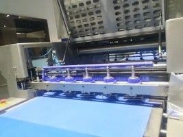 kupować G850 Linia Croissant o wysokiej automatyzacji dla różnych rozmiarów o mocy przemysłowej produkcja online