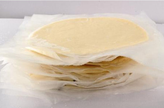kupować Przemysłowa maszyna do produkcji ciasta Paratha ze stali nierdzewnej o stabilnej wydajności produkcja online