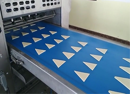 kupować Półautomatyczna / w pełni automatyczna linia do produkcji rogalików o wydajności 3000-11000 szt./h Wydajność do robienia rogalików 20g-120g produkcja online